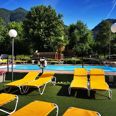 Camping Melezza Лозон Экстерьер фото