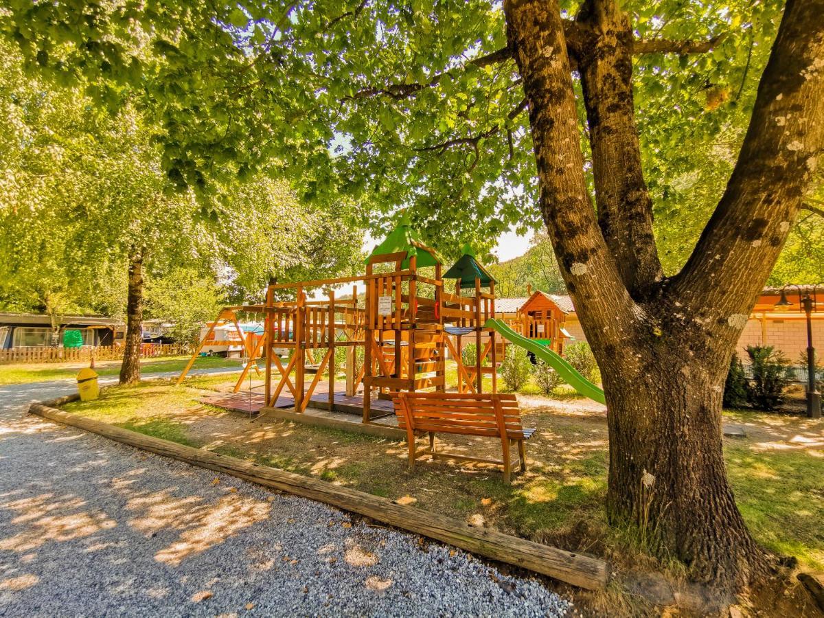 Camping Melezza Лозон Экстерьер фото